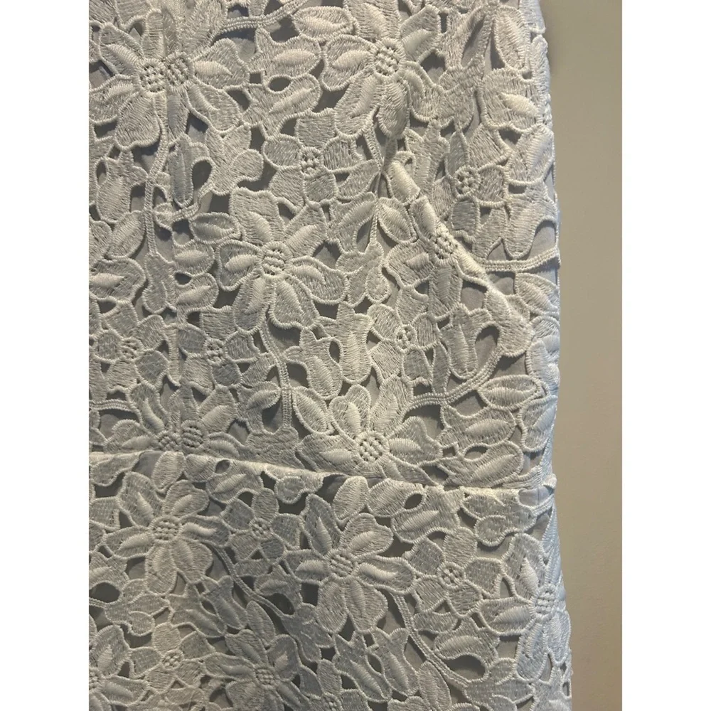 White Floral Lace Dress - Picture 3 of 4
